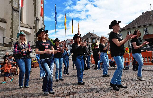 Das Dixiefest findet am Sonntag, 4. Mai statt. Dann wird es bei der Band Knapp ein Jahr wieder Country- und Westerntanz auf dem ...