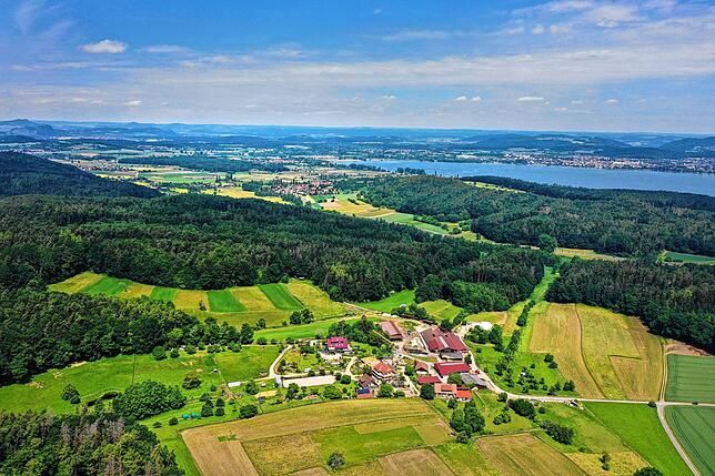 Blick über die Halbinsel Höri mit der Gemeinde Gaienhofen und Umgebung: Auch hier sollen Windkraftanlagen entstehen.
