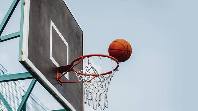 Und wieder geht der Ball nicht rein: Der Rebound ist das Kernproblem unserer Zeit.