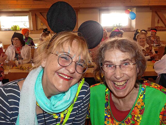 Bild 2: Die besten Bilder der Bermatinger Frauenfasnet 2025