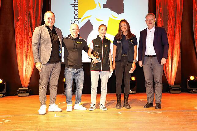 Bild 10: Bilder von den Sportlerehrungen im Kursaal Überlingen