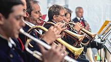 Musikalisch wird auf dem Dorffest einiges geboten. Auf dem Bild Musiker des Musikvereins Frohsinn´beim Dorffest 2016. In diesem Jahr ...