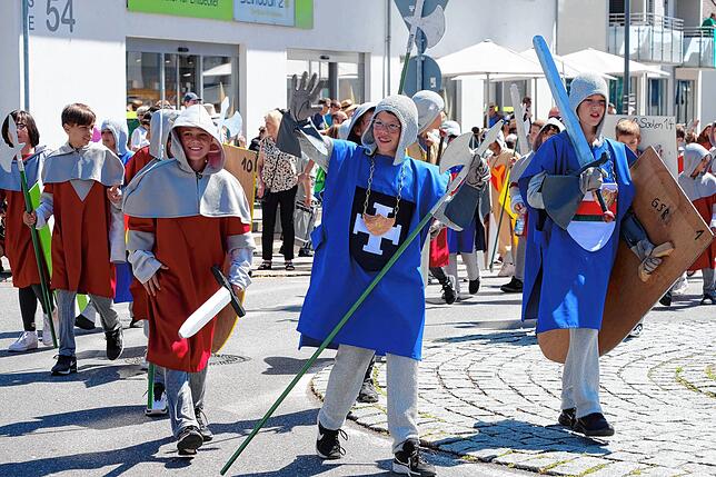 Bild 24: Bilder vom Seehasen-Umzug in Friedrichshafen – Teil 2