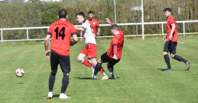 Bild 25: FSV Rheinfelden gewinnt Hochrhein-Derby gegen FC Tiengen 08. Wir haben die Bilder vom Spiel