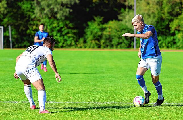 Bild 8: Die besten Bilder der Bezirksliga-Partie zwischen dem BC Konstanz-Egg und dem TSV Konstanz!