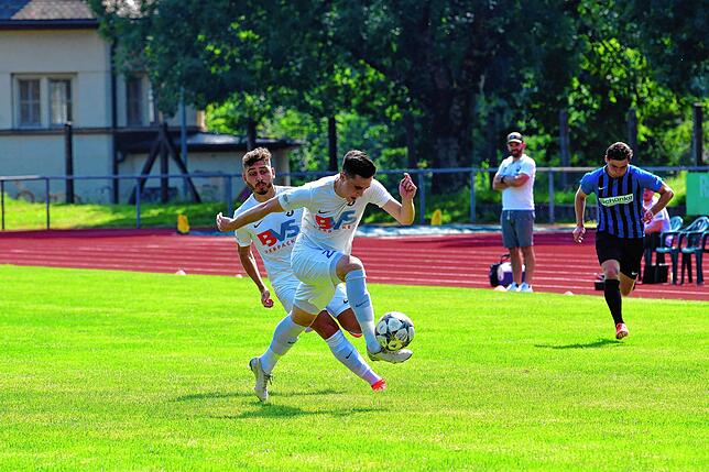 Bild 21: Hier gibt es die Bilder vom 4:1-Sieg des FC Erzingen bei der SG FC Wehr-Brennet
