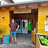Patrick Müller will mit seinem Vesperhiesli einen Ausgleich für die fehlende Nahversorgung in Riedböhringen anbieten.