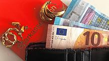Aktuell sind wieder vermehrt Betrugsanrufe zu verzeichnen. Die Täter wollen an Bargeld und Wertsachen der Opfer. Dieses Foto dient als ...