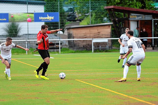 Bild 11: FC Wehr gewinnt Wehratalpokal und SV Schwörstadt wird Dritter – wir haben Fotos von den Finalspielen