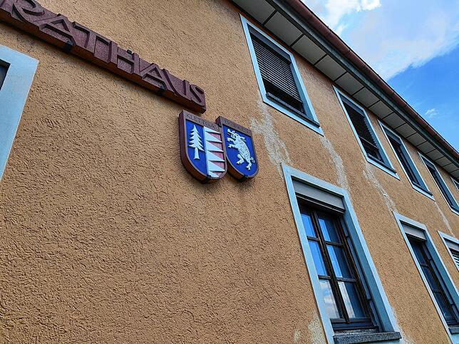 Das Rathaus in Erzingen, aufgenommen im Juli 2024.