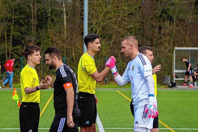 Bild 2: SV 08 Laufenburg besiegt den FSV Rot-Weiß Stegen mit 2:0 – und wir haben Fotos!