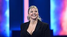 Die Sängerin Beatrice Egli kurz vor der Aufzeichnung zu der Sendung "Die Beatrice Egli Show".