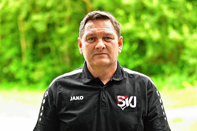 Sportchef Daniel Ramirez (SV Jestetten): „Neben den ohnehin schon verletzten Spielern hat uns eine Grippewelle erwischt, die beide ...