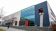 Hier in der Stadthalle Singen wird das kreisweite Impfzentrum eingerichtet.