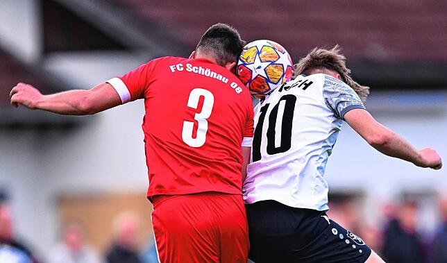 Bild 1: SV Buch spielt 1:1 beim FC Schönau – und wir haben Fotos!