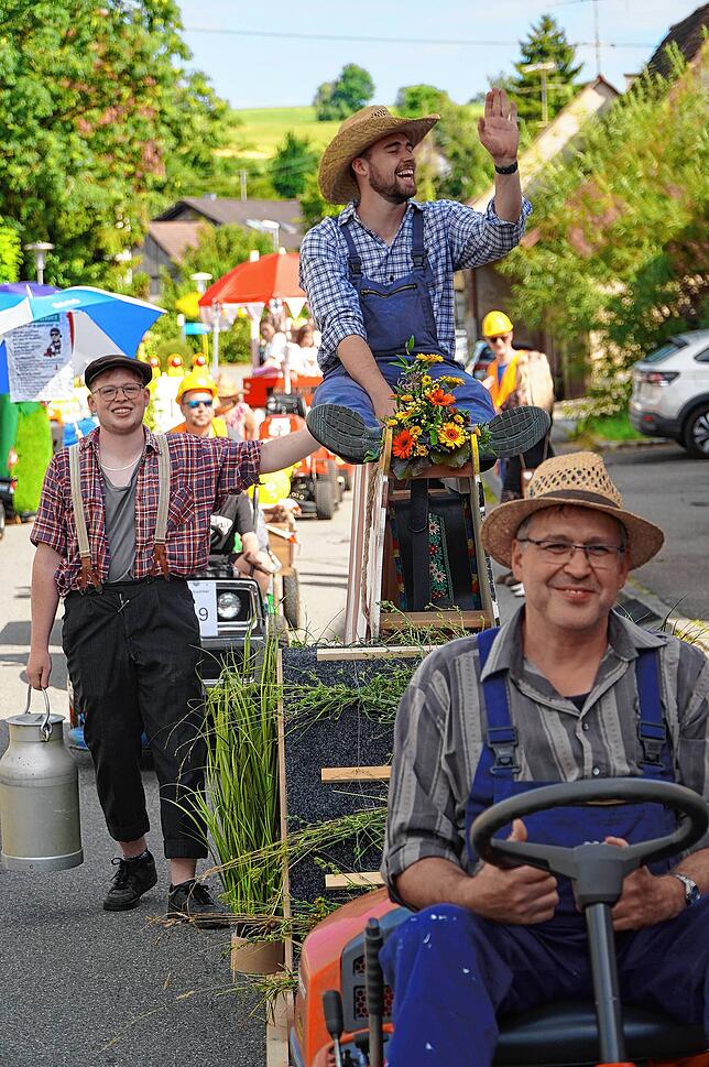 Bild 23: Das Dorffest in Tengen-Watterdingen ist eröffnet