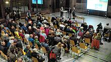 Mit 100 Teilnehmern war die Dachsberghalle zur Zukunftswerkstatt &bdquo;Leben auf dem Land&ldquo; gut gefüllt. Entsprechend viele Ideen ...