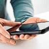 Alles in Ordnung? Bei dem Testlauf soll geprüft werden, ob Warnmeldungen über Handys und Smartphones an den Nutzer gelangen.