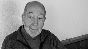 Jürgen Munzert, Alt-Rektor der Schule Buch und ehemaliger Leiter der Volkshochschule Buch, ist im Alter von 87 Jahren verstorben.