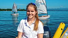 Lena Deike (21) beim Segeltraining in Friedrichshafen.