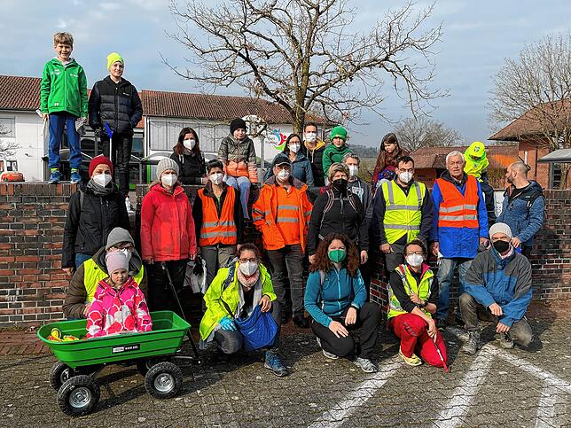 In Küssaberg startete man pünktlich um neun Uhr zum Sammeln.