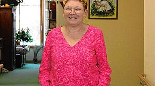 Birgit Liski gehört zu den besonders langjährigen Mitarbeiterinnen der Stiftung Liebenau. Sie arbeitet seit 35 Jahren als Altenpflegerin ...