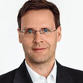 Alexander von Gersdorff, Pressesprecher und Leiter Öffentlichkeitsarbeit bei en2x – Wirtschaftsverband Fuels und Energie e. V.