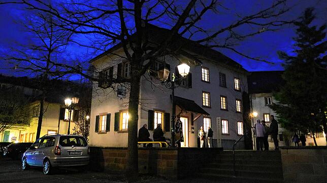 Im Schopfheimer Stadtmuseum dürfen die Lichter nicht ausgehen. Das fordert auch die Museumsgesellschaft, die sich allerdings von der ...