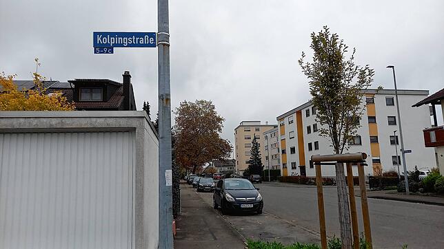 Die Kolpingstraße in Worblingen mit vielen Mehrfamilienhäusern wäre laut Verwaltung ein möglicher Standort für ein Wärmenetz.