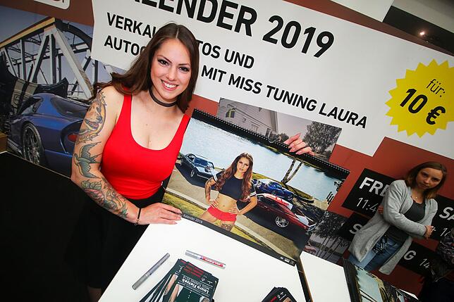 Bild 14: Jede Menge Chrom, Lack und schöne Frauen: Die Tuning World Bodensee hat viel für Auge und Ohr zu bieten