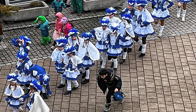 Bild 9: In Owingen sind die Winkigerinnen los