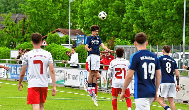 Bild 22: SV Jestetten siegt spät mit 2:1 beim VfB Waldshut – und wir haben Fotos!