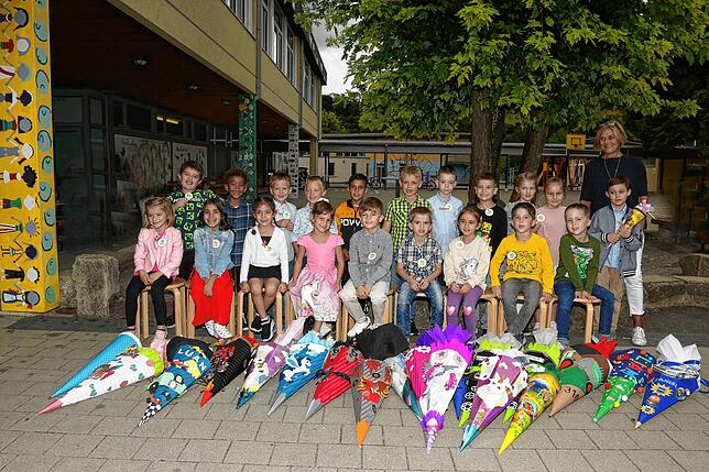 20 Jungen und Mädchen wurden in die Klasse 1b der Hohenlupfenschule Stühlingen eingeschult. Klassenlehrerin ist Martina Laubis.
