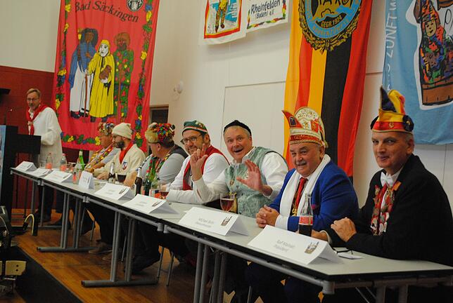 Konvent der Hochrhein-Narrenzünfte in Waldshut. Von links der Waldshut-Tiengener OB Philipp Frank, René Leuenberger Senior, Stephan ...