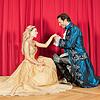 Bei ihrem Auftritt in der Stadthalle wollen sie von innen heraus strahlen: Marie Wegener und Alexander di Capri.