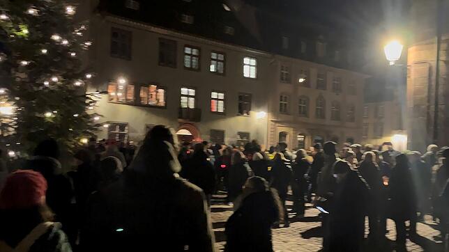 Kaum Abstand, kaum Masken &ndash; schon am Montag hatte Ordnungsamtsleiter Arnold Schuhmacher den mangelnden Infektionsschutz beim ...