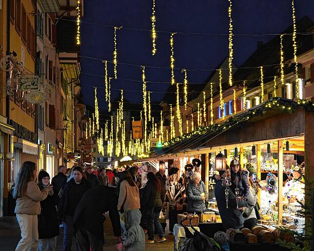 Bild 20: Endlich wieder Budenzauber! So schön ist der Weihnachtsmarkt in Waldshut