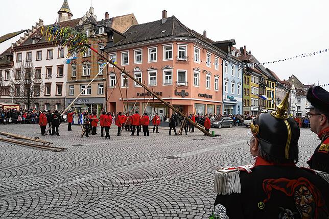 Auf halber Höhe gibt es für die Ziegelbuben erst noch mal eine flüssige Stärkung.