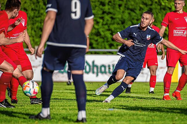 Bild 25: VfB Waldshut verliert gegen den SV RW Ballrechten-Dottingen mit 1:3 &ndash; wir haben Bilder!