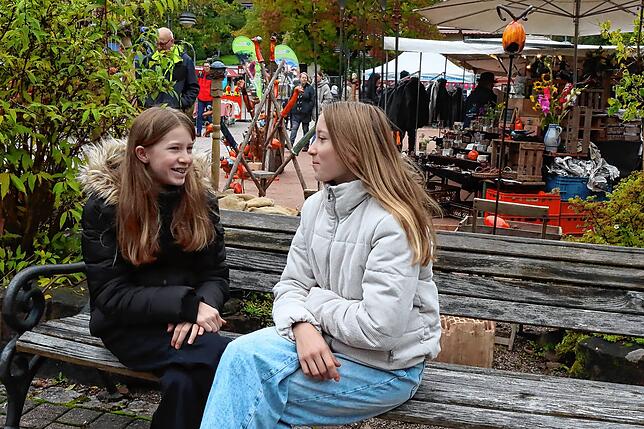 Bild 9: Regionales lockt auf den Mühlenplatz zum Naturparkmarkt