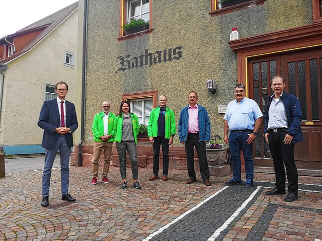 Es geht halt nicht anders, sie mussten die Kilbig und den Schwarzwaldmarathon absagen: Bürgermeister Micha Bächle, Frank Kliche, Sabine ...