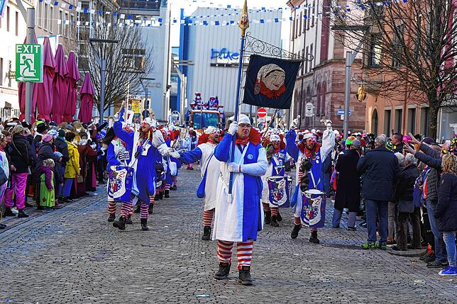 Bild 24: Gänsehautmomente beim Glonki-Umzug am Rosenmontag