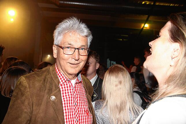 Bild 10: Die besten Bilder der Alpenparty in der Zoznegger Weiherbachhalle in der Gemeinde Mühlingen