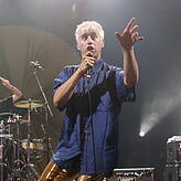 Abwechslungssüchtige Musik: Maurice Ernst (links) von der Band Bilderbuch.