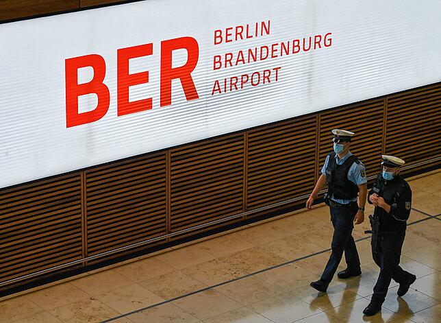 Bild 3: Berlins Flughafen ist fertig. Oder immerhin fast fertig. Heute wird er jedenfalls eröffnet