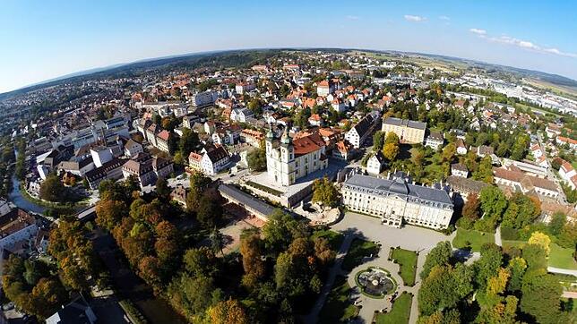 Idyllisch präsentiert sich Donaueschingen von oben. Doch welche Projekte kann sich die Stadt noch leisten? Da hilft auch wenig der ...