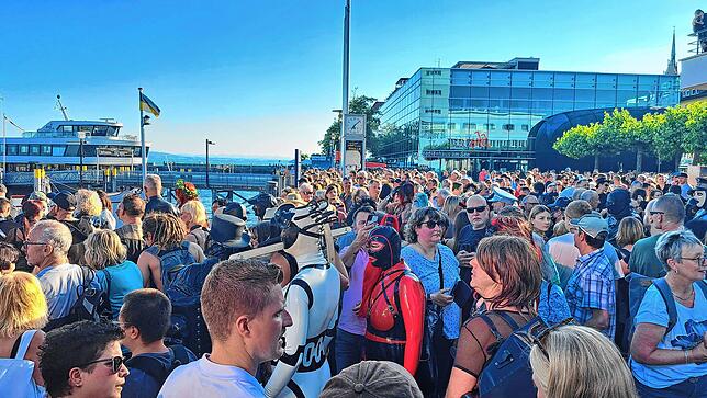Bild 10: Torture Ship: Bilder vom Boarding in Friedrichshafen  (Teil 2)