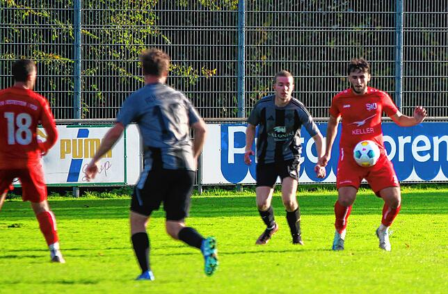 Bild 3: SV Jestetten gewinnt Kellerduell beim FC Hochrhein – und wir haben Bilder!