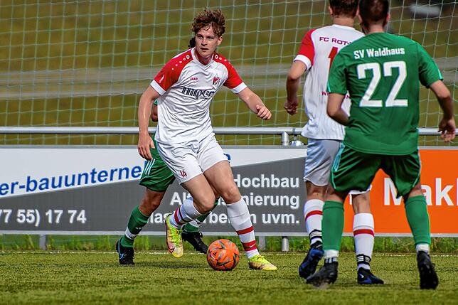Bild 17: SV Waldhaus gewinnt bei der SG Weilheim/Gurtweil mit 2:1 &ndash; wir haben Bilder!