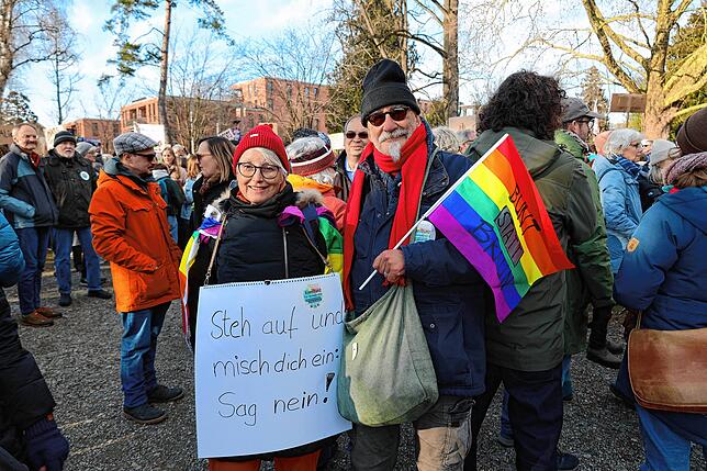Bild 12: Demo vom Herosé-Park bis zum Stadtgarten: Konstanz geht auf die Straße – wir haben die Bilder!